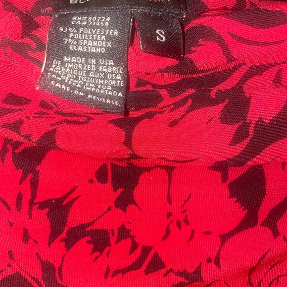 Romantic BCBG off the shoulder black and red size small three quarter sleeve - Picture 4 of 5